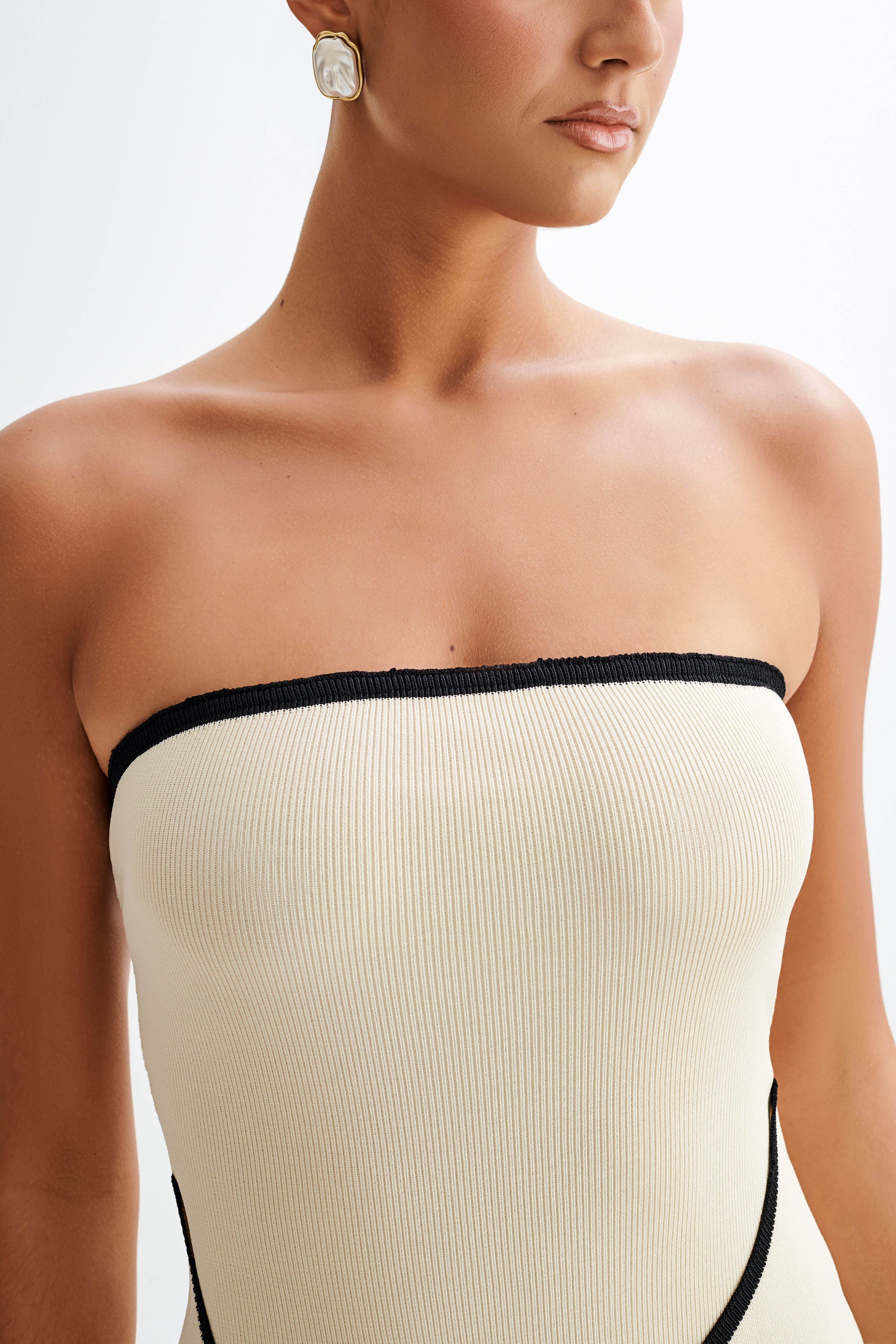 STRAPLESS KNIT MINI DRESS