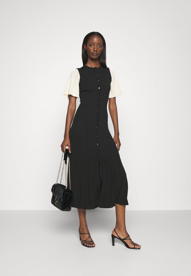 Sandra Robe Midi Claudine Boutonnée